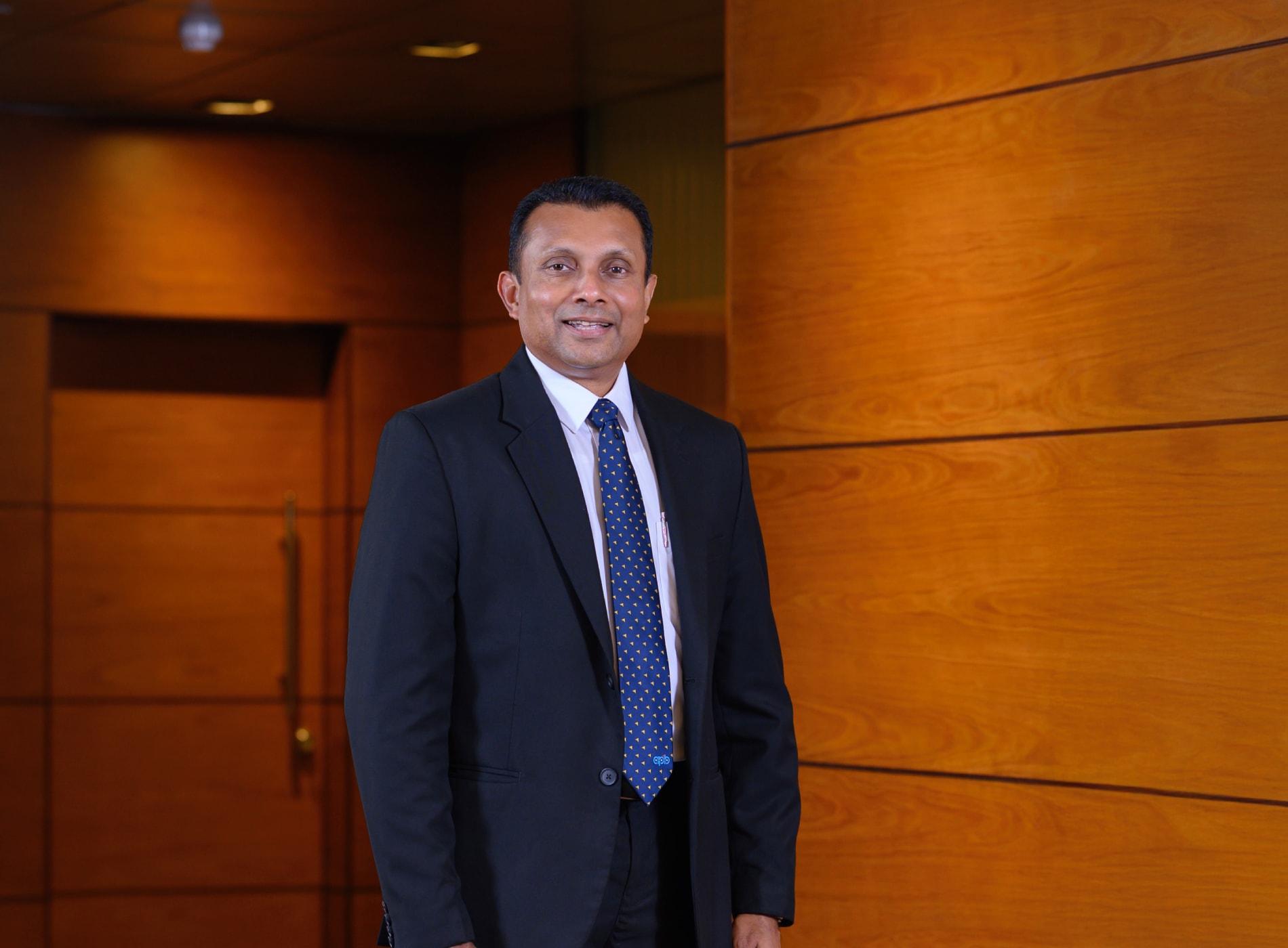 Portrait of Mr. Kanchana Karunagama, Head of Retail Banking / Senior Vice President, Hatton National Bank PLC
